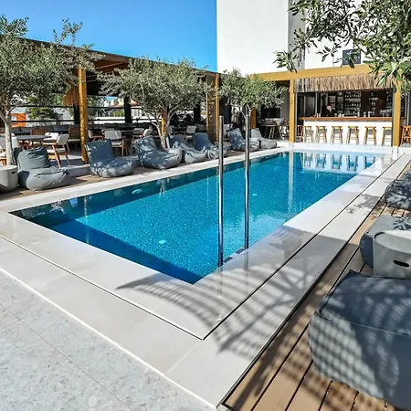 Aparthotel Ikaros