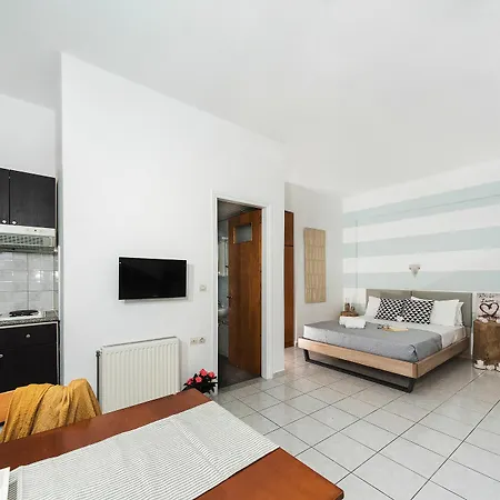 Aparthotel Ikaros *